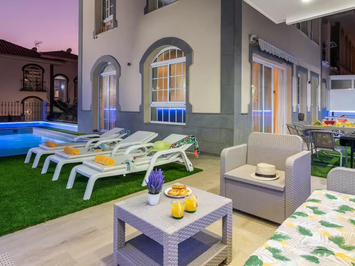 How Much Does It Cost to Rent a Luxury Villa in Tenerife?